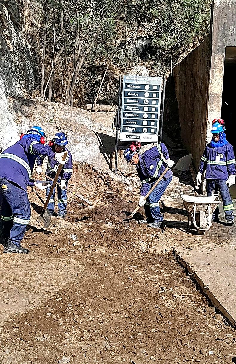 Equipe Meta em operação na Kinross Paracatu